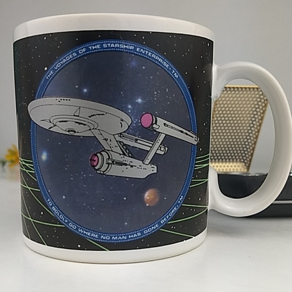VTG Star Trek "Starship Enterprise" mug - Picture 1 of 8
